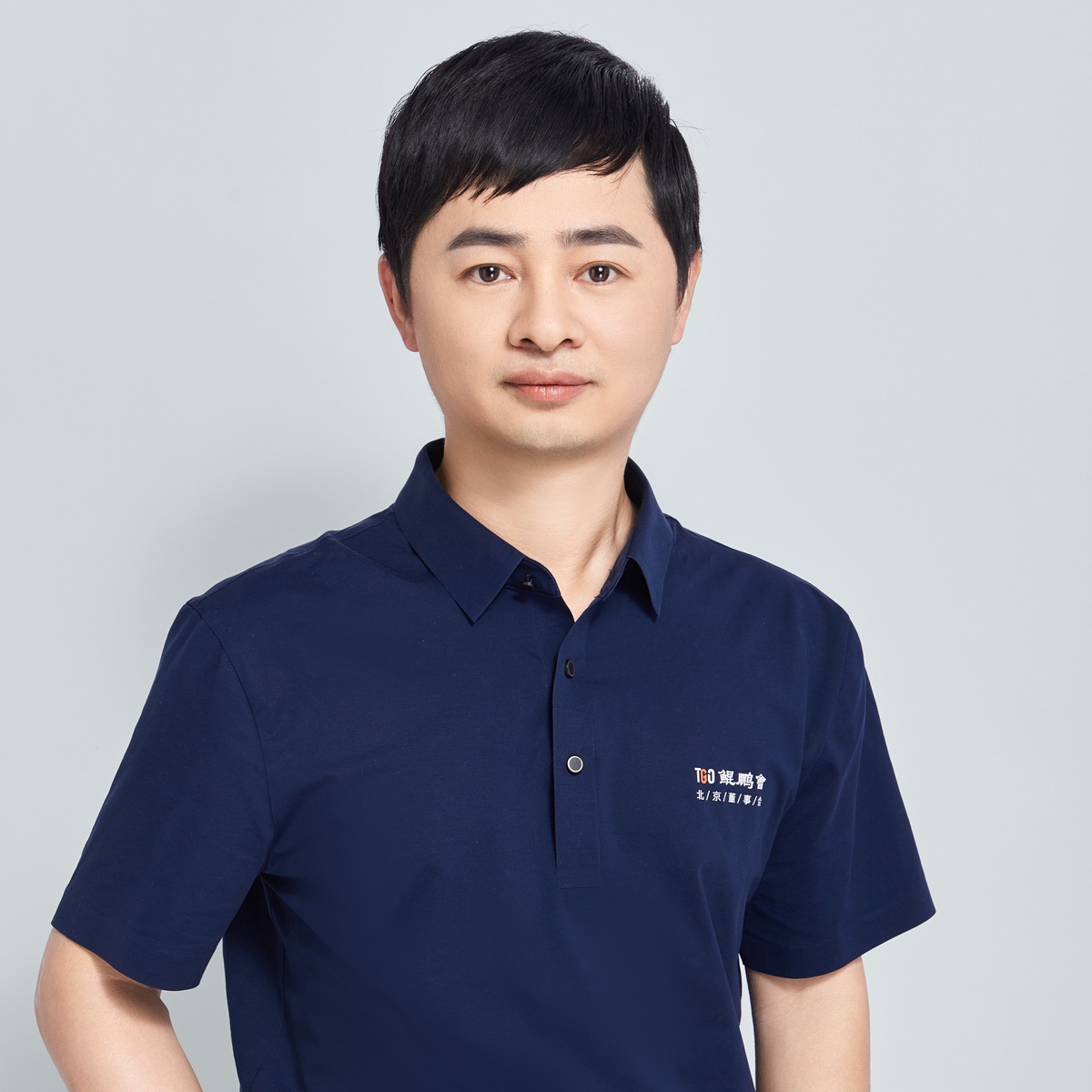 卢亿雷